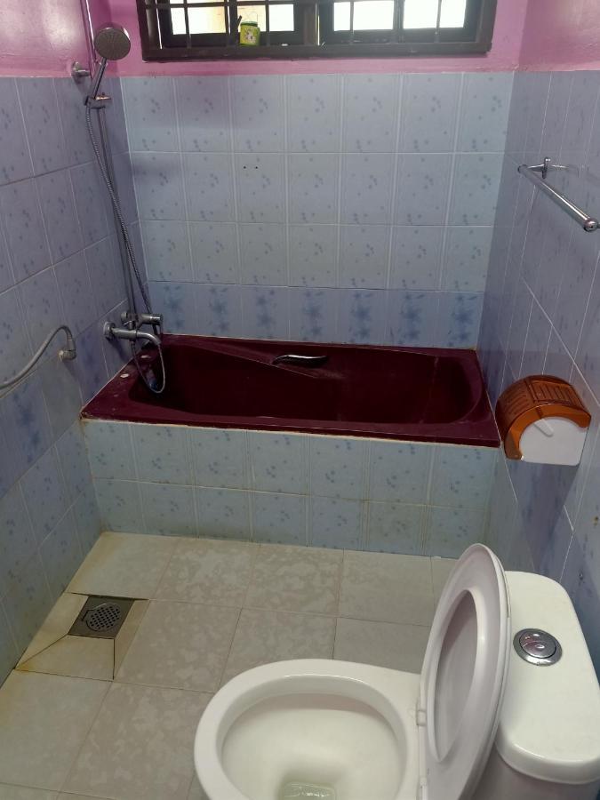 Homestay Roomstay Muar Srizahrani Exterior photo